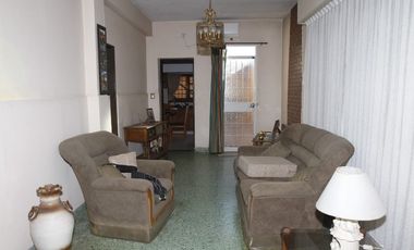 Departamento Tipo Casa en venta en Remedios de Escalada Este