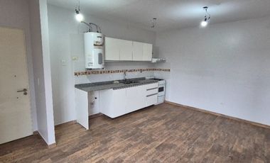 Departamento en alquiler en Valentin Alsina