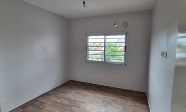 Departamento en alquiler en Valentin Alsina