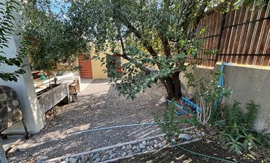 OPORTUNIDAD!! CASA 4 DORM + SERVICIO + SUBTE LOS BOSQUES