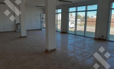 En Venta 3 (o 4) Locales a Estrenar en Fernandez Oro. / Apto para seguir construyendo!!!