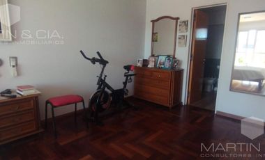 PISO COMPLETO MAS DEPARTAMENTO INDEPENDIENTE EN TERRAZA