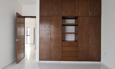 Casa en VENTA en PUNTA LOMAS