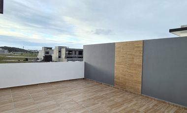 Casa en VENTA en PUNTA LOMAS