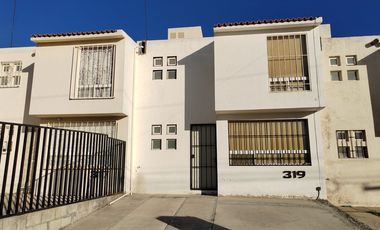 RENTA CASA AMUEBLADA BUCARELLI CERCA UTEQ PIE CUES
