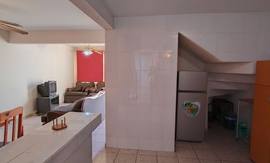 RENTA CASA AMUEBLADA BUCARELLI CERCA UTEQ PIE CUES