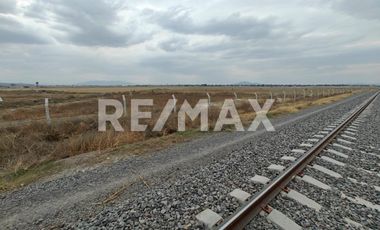 Venta de terreno industrial con acceso a via férrea en Nextlalpan Estado de México - (3)