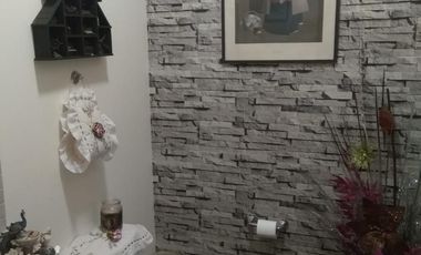 Venta de casa en Condominio Meteoro, 2da Cerrada de Altozano No. 551 Condominio Meteoro -Fraccionamiento Altozano el Nuevo Querétaro