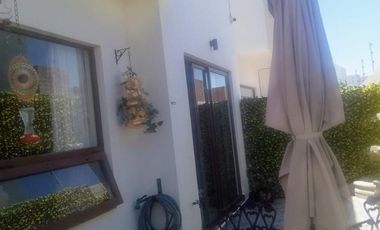 Venta de casa en Condominio Meteoro, 2da Cerrada de Altozano No. 551 Condominio Meteoro -Fraccionamiento Altozano el Nuevo Querétaro
