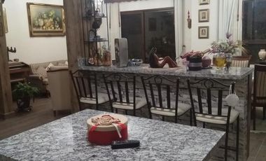 Venta de casa en Condominio Meteoro, 2da Cerrada de Altozano No. 551 Condominio Meteoro -Fraccionamiento Altozano el Nuevo Querétaro
