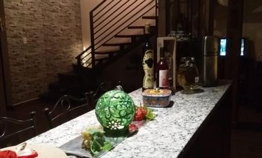Venta de casa en Condominio Meteoro, 2da Cerrada de Altozano No. 551 Condominio Meteoro -Fraccionamiento Altozano el Nuevo Querétaro