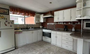RENTA Departamento Amoblado en el Centro Histórico de Cuenca