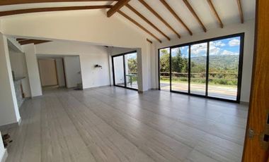 ARRIENDO de CASAS en GUARNE