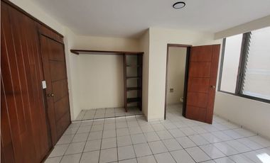 CASA HOLANDA, FRACC. LOS LAURELES ( la luneta ) ZAMORA MICHOACAN