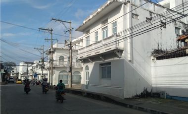 SE ARRIENDA CASA COMERCIAL