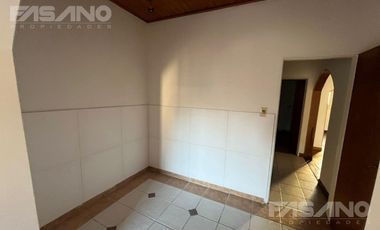 CASA 3 AMB. 291m2, JARDIN, ENTRADA DE COCHE   - VILLA BALLESTER