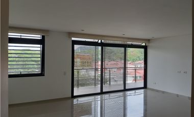 B604 Palos de Caña
