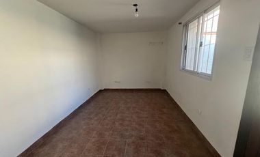CASA ALQUILER HAEDO