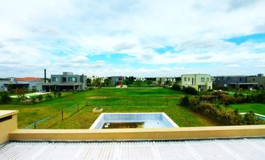 Casa en venta - 4 Dormitorios 3 Baños - 784Mts2 - Escobar