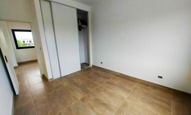 Casa en venta - 4 Dormitorios 3 Baños - 784Mts2 - Escobar