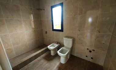 Casa en venta - 4 Dormitorios 3 Baños - 784Mts2 - Escobar