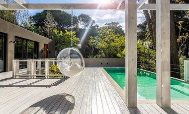 Cod 845 Alquiler y venta USD 590.000.- Excelente!