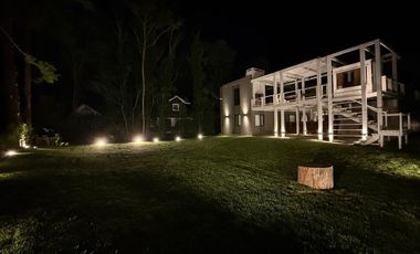 Cod 845 Alquiler y venta USD 590.000.- Excelente!