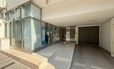Cochera en una ubicación perfecta de renta o vivienda