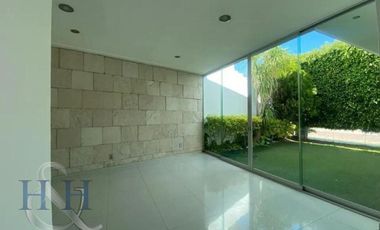 Casa en Venta en Condominio Parques de La Castellana