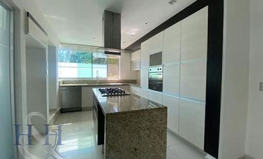 Casa en Venta en Condominio Parques de La Castellana