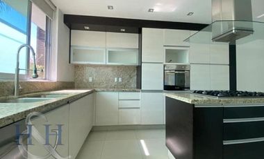 Casa en Venta en Condominio Parques de La Castellana