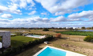 VENTA CASA - EL CANTON VISTA AL GOLF 5 AMBIENTES