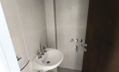 VENTA CASA - EL CANTON VISTA AL GOLF 5 AMBIENTES