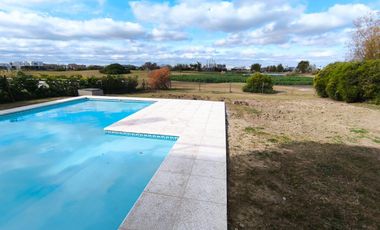 VENTA CASA - EL CANTON VISTA AL GOLF 5 AMBIENTES