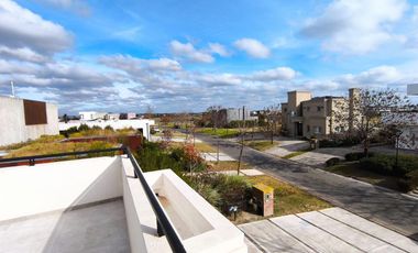 VENTA CASA - EL CANTON VISTA AL GOLF 5 AMBIENTES