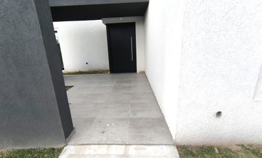 VENTA CASA - EL CANTON VISTA AL GOLF 5 AMBIENTES