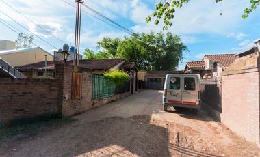 Venta PH - 1 dormitorio, patio, cochera - Funes Norte