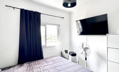 Departamento en Venta. 1 dorm. Balcón amplio al frente. Centro Campana