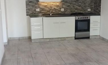 PH de 3 ambientes en alquiler, en Martínez.