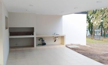ALQUILER de hermosa casa de 3 dormitorios en Barrio privado Altos San Pablo