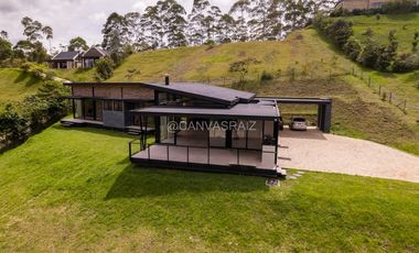 Venta de Casa Campestre en Parcelación El Retiro