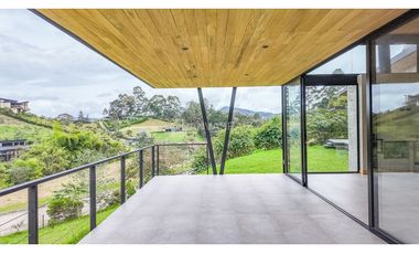 Venta de Casa Campestre en Parcelación El Retiro