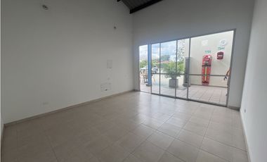 ALQUILER LOCALES EN MALL COMERCIAL VIA EL CAIMO QUINDIO