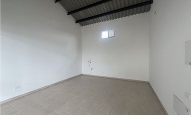 ALQUILER LOCALES EN MALL COMERCIAL VIA EL CAIMO QUINDIO