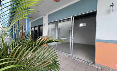 ALQUILER LOCALES EN MALL COMERCIAL VIA EL CAIMO QUINDIO