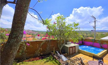 Vendo Casa Barichara Sector hospital Palma Roja