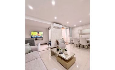 Casa de tres pisos con terraza en venta - Barrio Las Mercedes Palmira