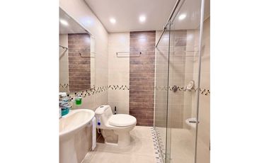 Casa de tres pisos con terraza en venta - Barrio Las Mercedes Palmira