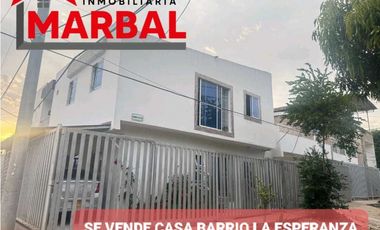 SE VENDE CASA BARRIO LA ESPERANZA