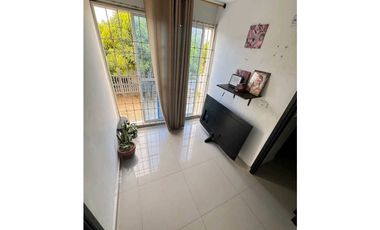 SE VENDE CASA BARRIO LA ESPERANZA